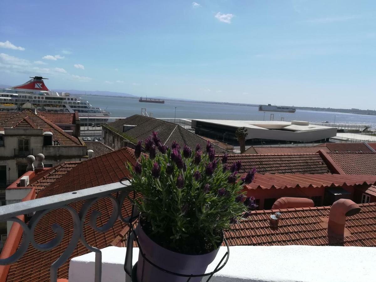 Little River View Triplex In Alfama Lisboa Exteriér fotografie